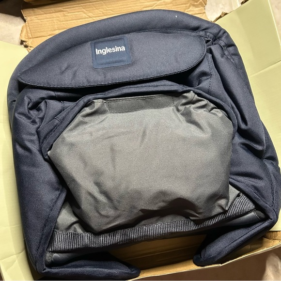 Inglesina Fast Table Chair  Kids Navy Blue Hook On Chair - Picture 2 of 6